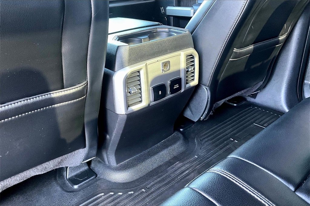 Used 2020 Ford F450 Lariat w/ Lariat Ultimate Package image 11