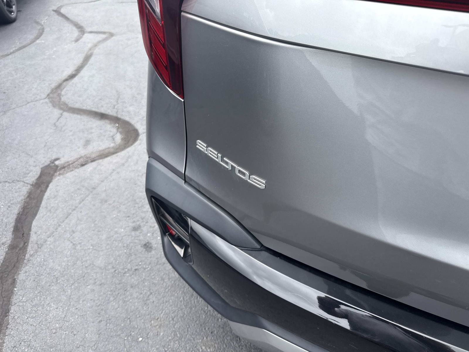 Used 2024 Kia Seltos S AWD/4WD image 5