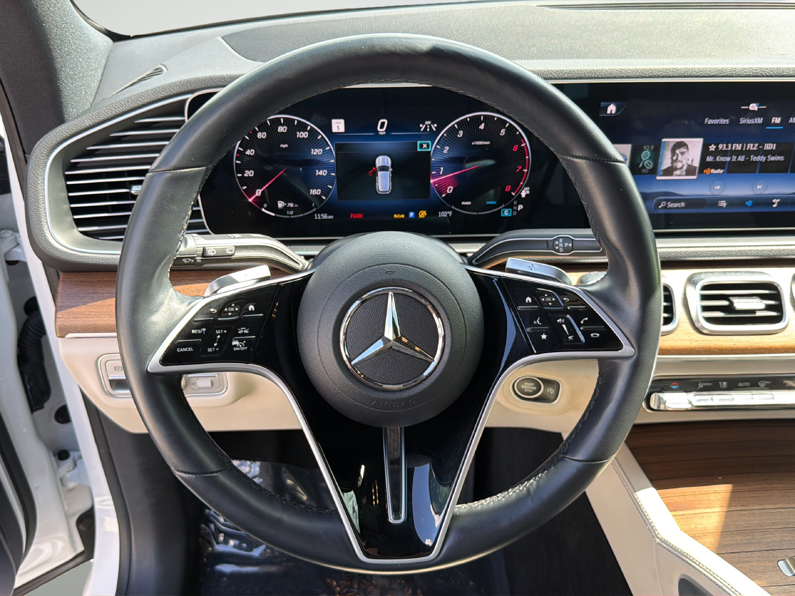 Used 2025 Mercedes-Benz GLE 450 4MATIC image 17