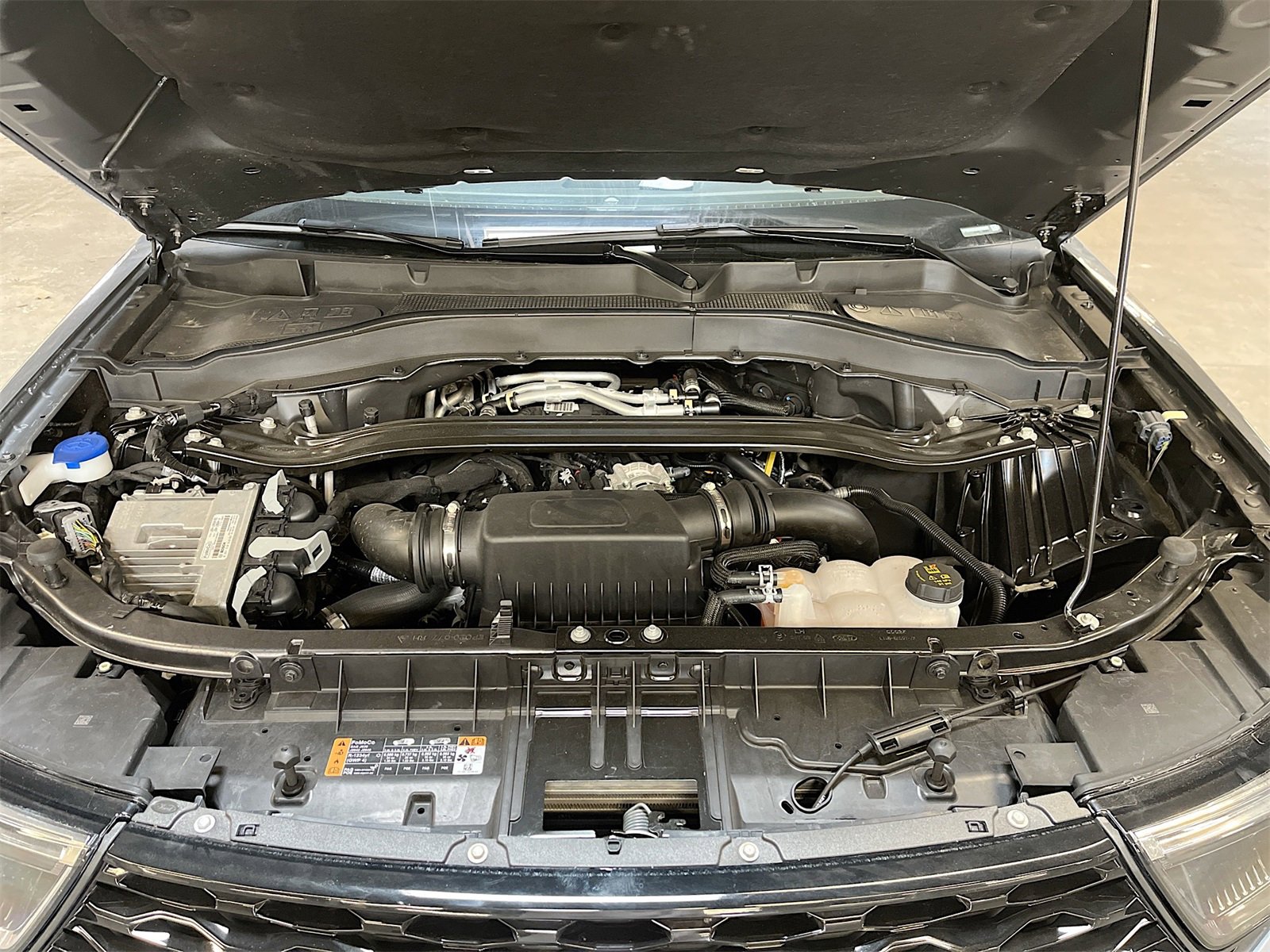 Used 2024 Ford Explorer ST w/ Equipment Group 401A image 32