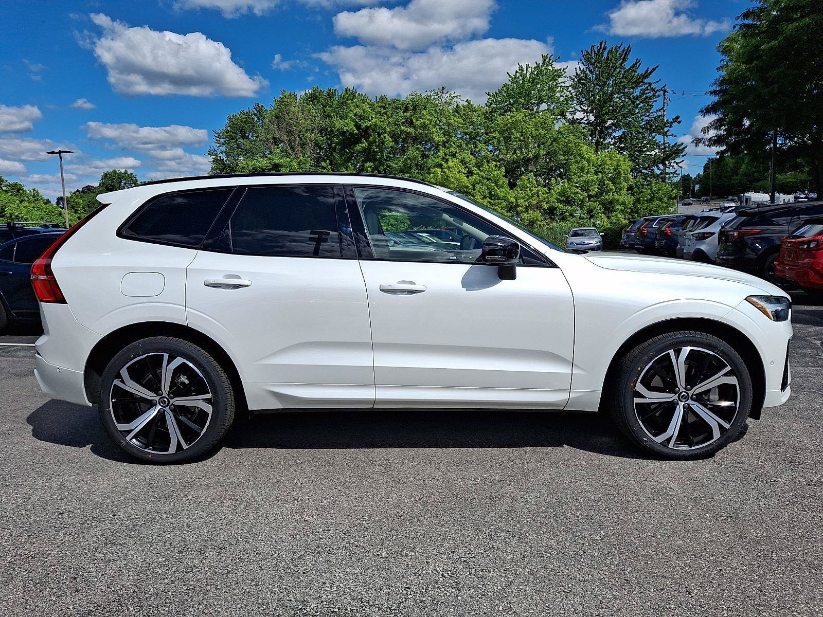Certified 2023 Volvo XC60 B6 Ultimate w/ Climate Package AWD/4WD image 7