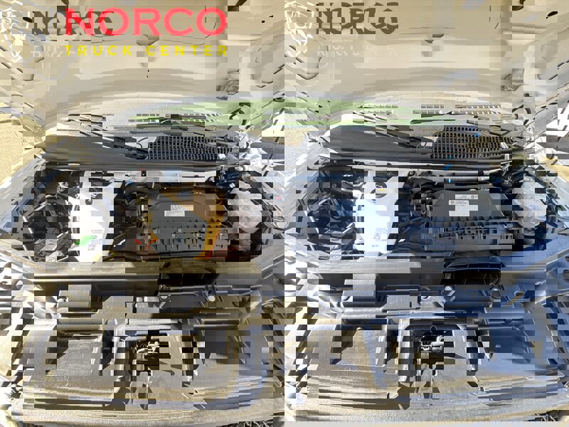 Used 2019 Chevrolet Express 3500 LT w/ LT Preferred Equipment Group image 28