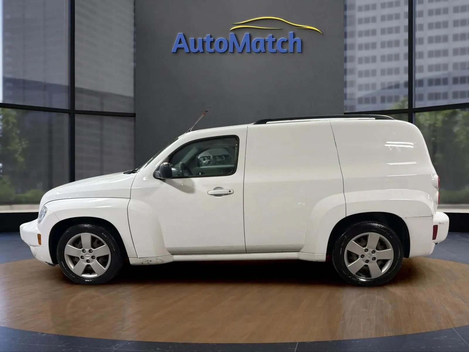 Used 2011 Chevrolet HHR LS image 6
