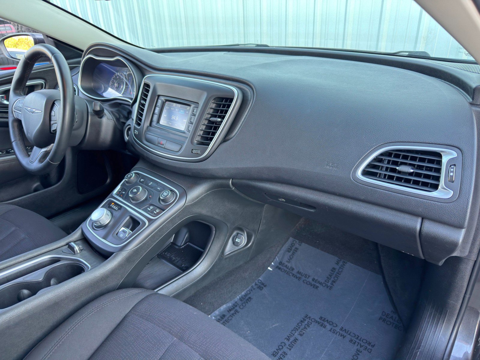 Used 2015 Chrysler 200 Limited w/ Convenience Group image 13