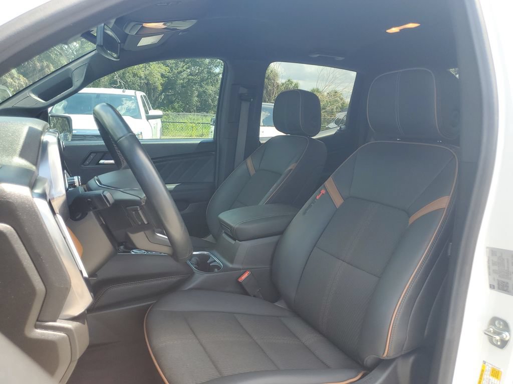 Certified 2025 GMC Canyon AT4 AWD/4WD image 21