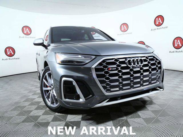 Used 2023 Audi SQ5 Premium Plus w/ Premium Plus Package AWD/4WD image 2