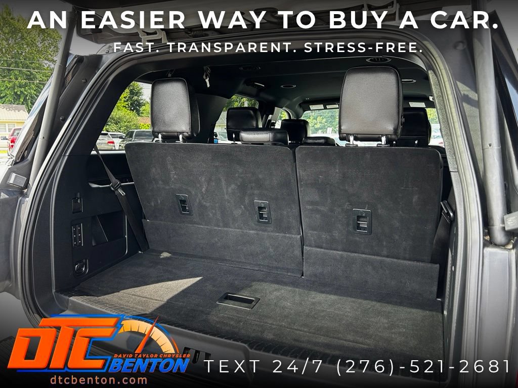 Used 2020 Ford Expedition XLT w/ Equipment Group 202A AWD/4WD image 30