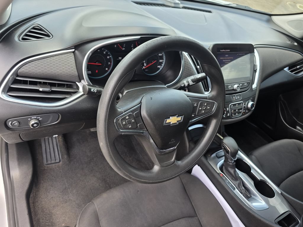 Certified 2022 Chevrolet Malibu LT FWD image 10
