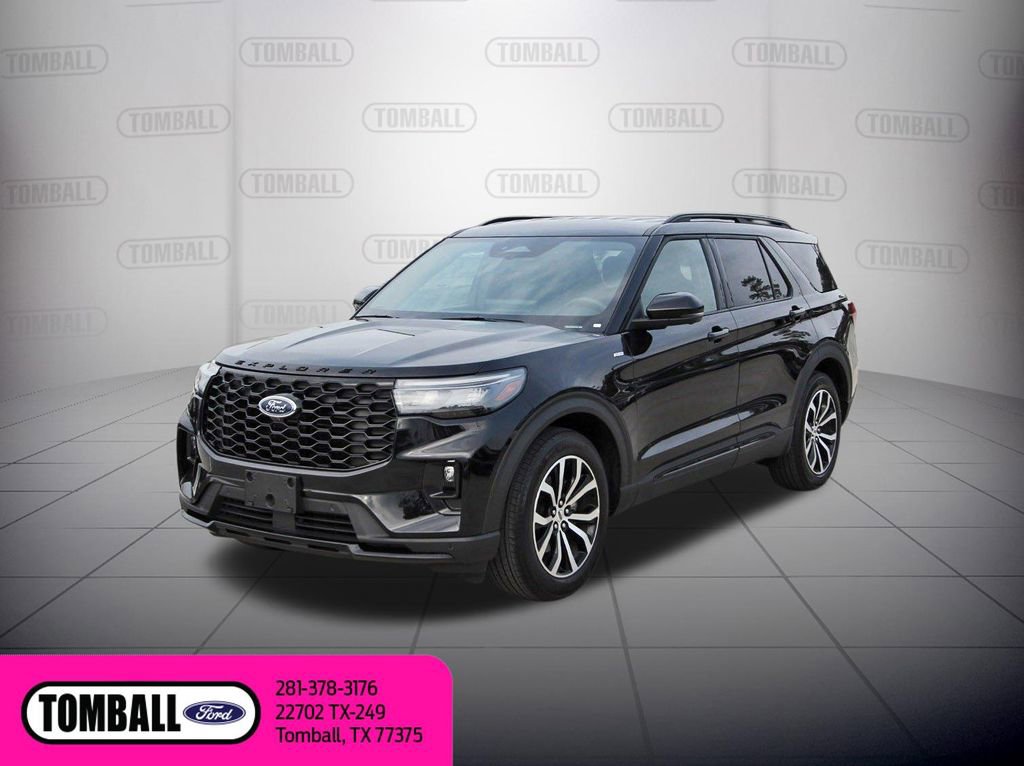 Certified 2025 Ford Explorer ST-Line RWD image 3