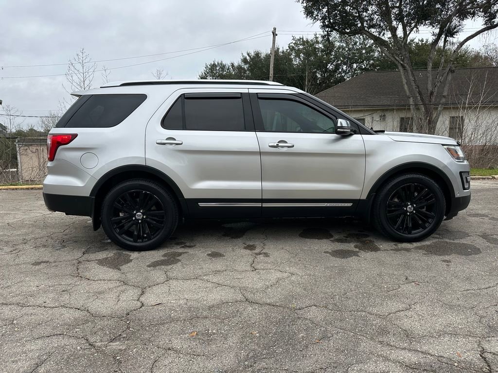 Used 2016 Ford Explorer Platinum image 41