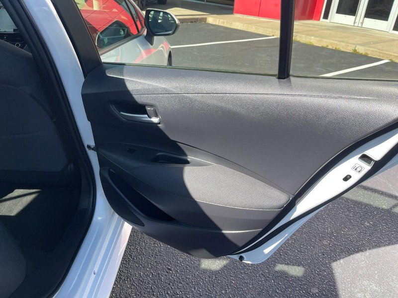 Used 2021 Toyota Corolla LE image 10
