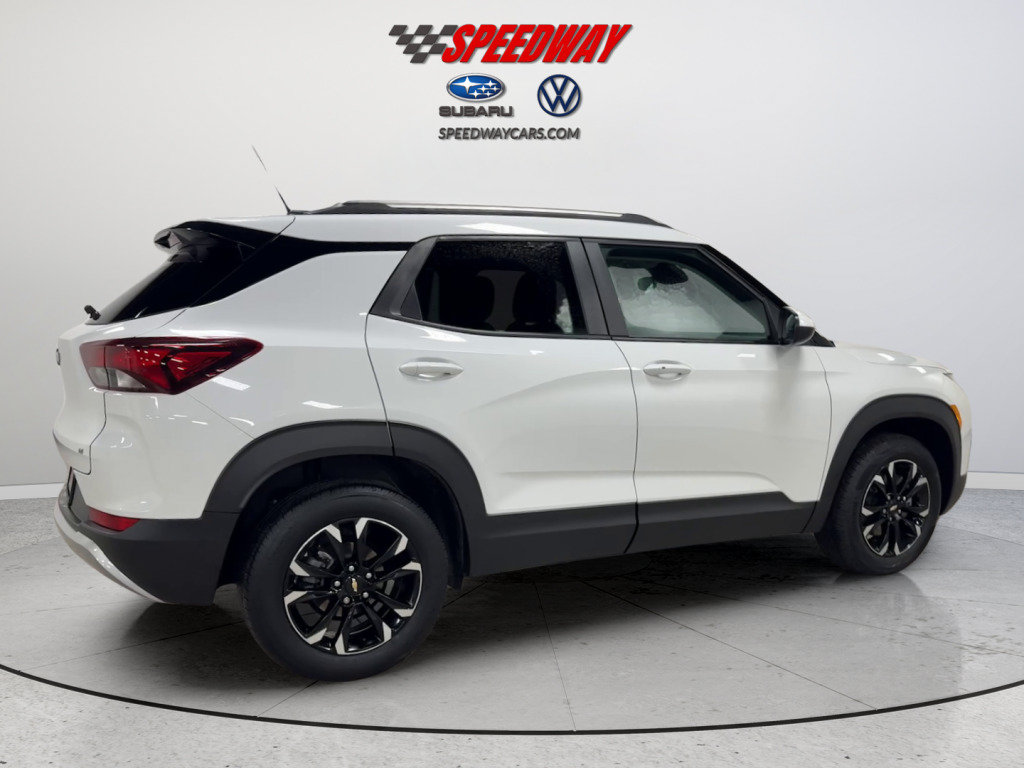 Used 2023 Chevrolet TrailBlazer LT w/ Convenience Package AWD/4WD image 5