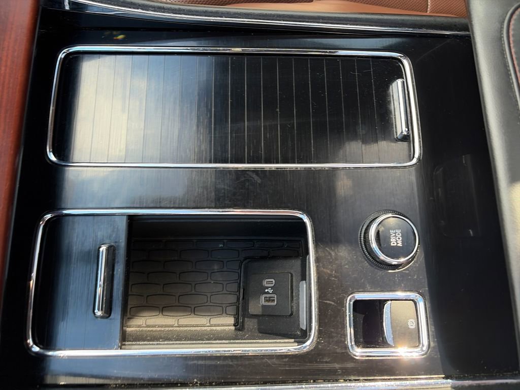 Used 2023 Lincoln Aviator Grand Touring w/ Equipment Group 301A AWD/4WD image 22