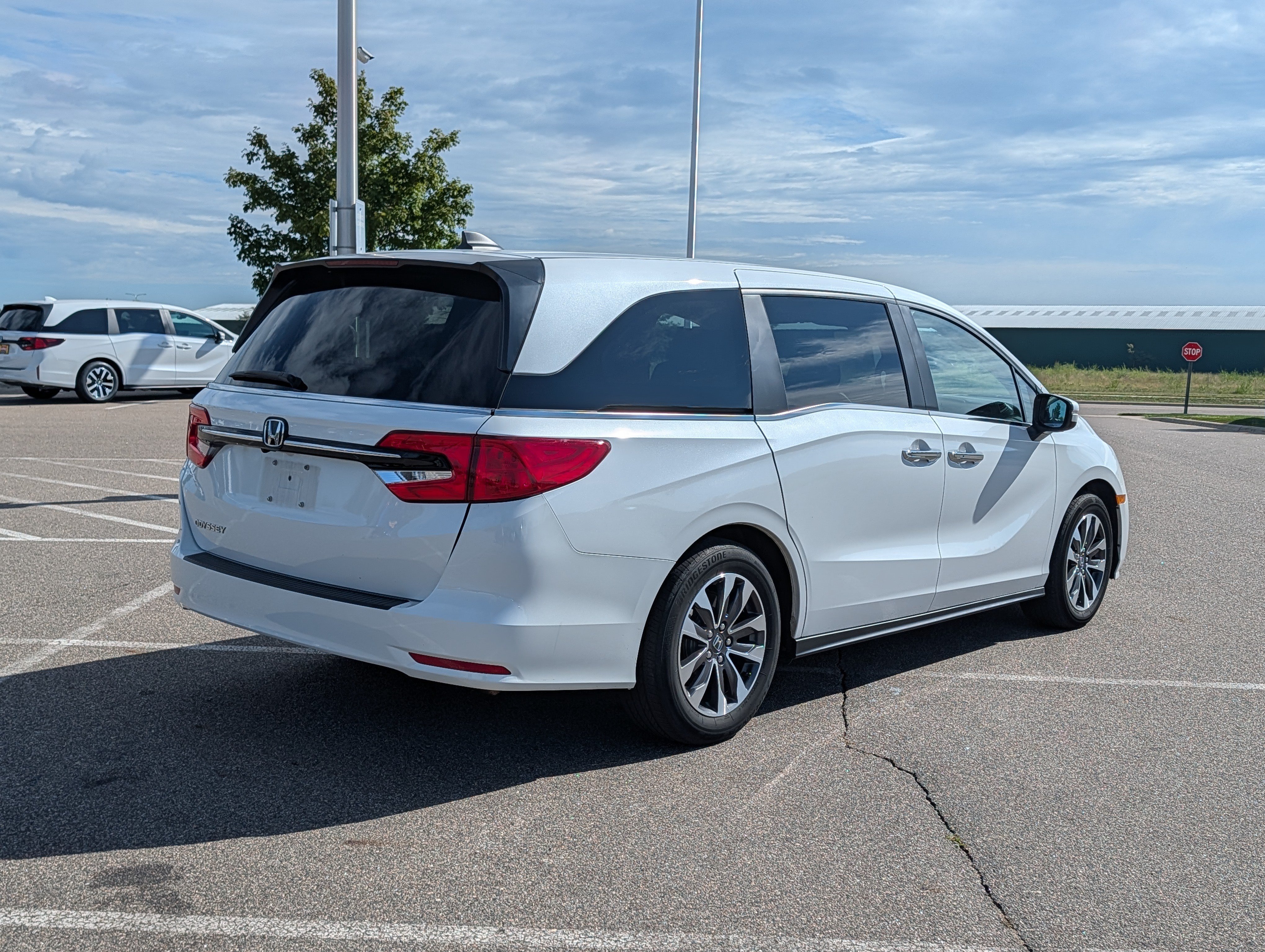 Used 2023 Honda Odyssey EX-L image 4
