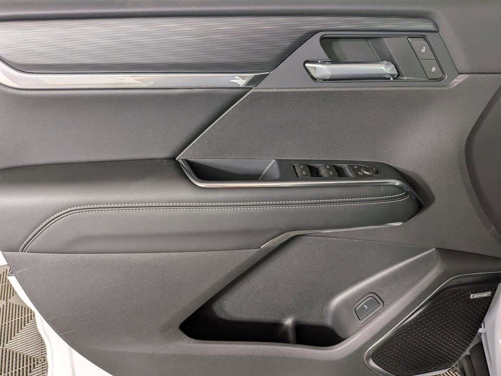 New 2026 GMC Acadia Elevation image 15