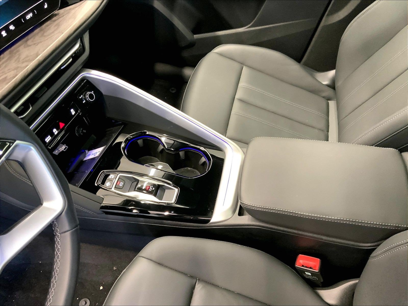 Certified 2025 Audi Q5 Premium w/ Premium Plus AWD/4WD image 16