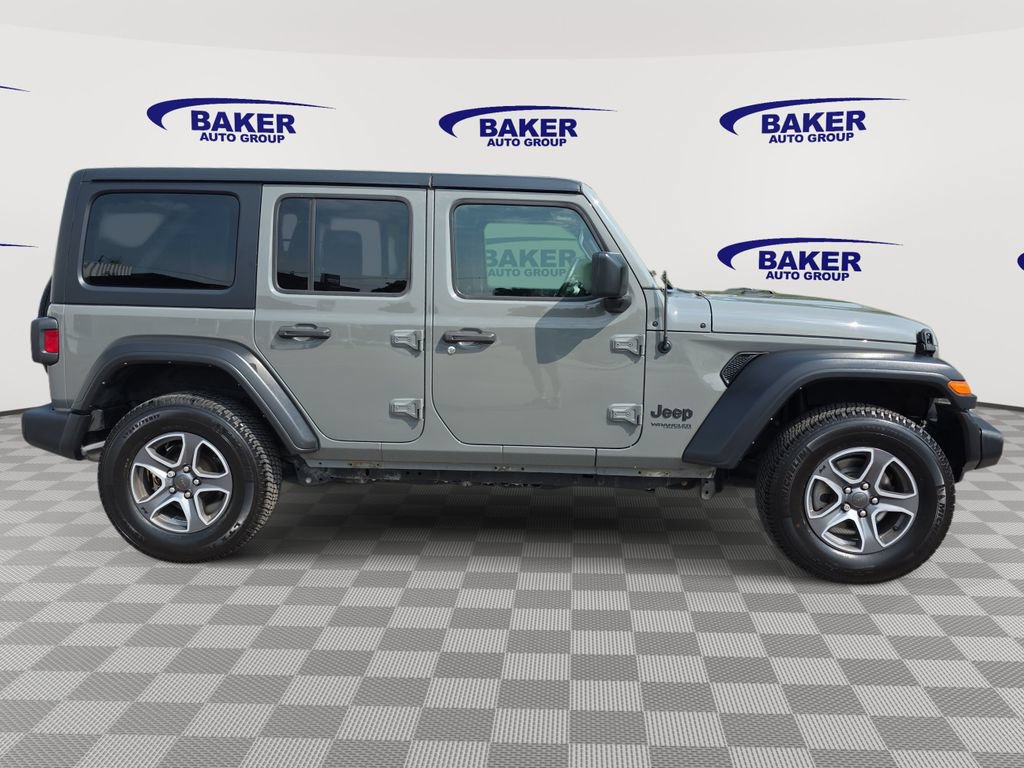 Used 2022 Jeep Wrangler Unlimited Sport AWD/4WD image 2