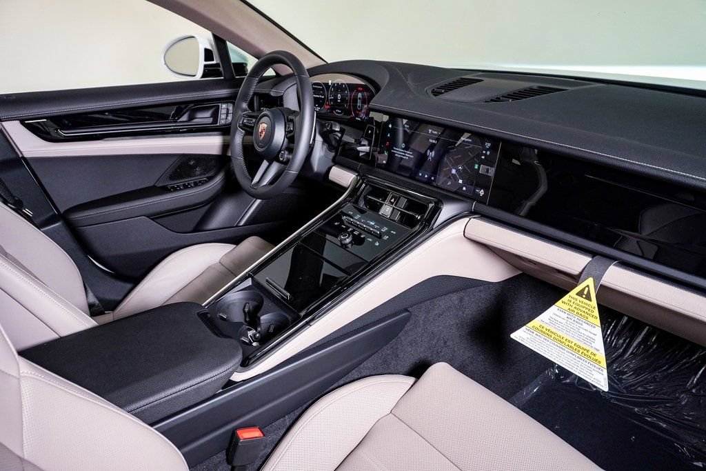 New 2026 Porsche Panamera 4 AWD/4WD image 14