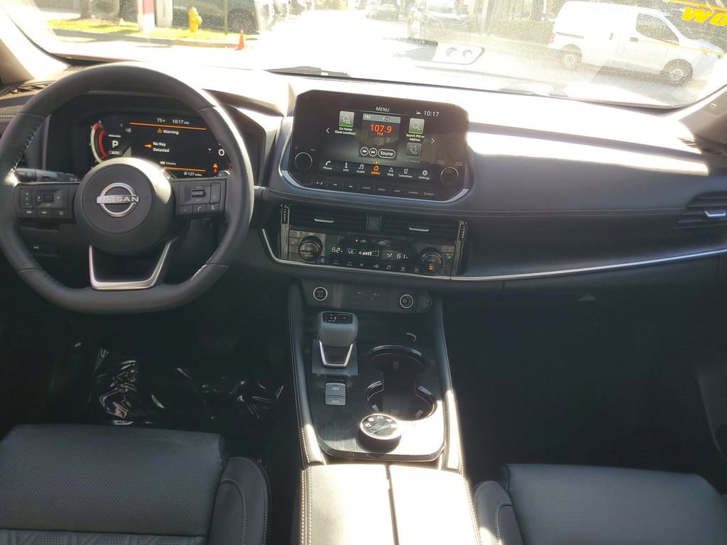 Certified 2023 Nissan Rogue Platinum w/ Platinum Premium Package AWD/4WD image 14