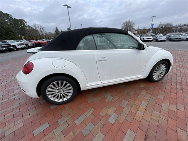 Used 2019 Volkswagen Beetle 2.0T SE image 18