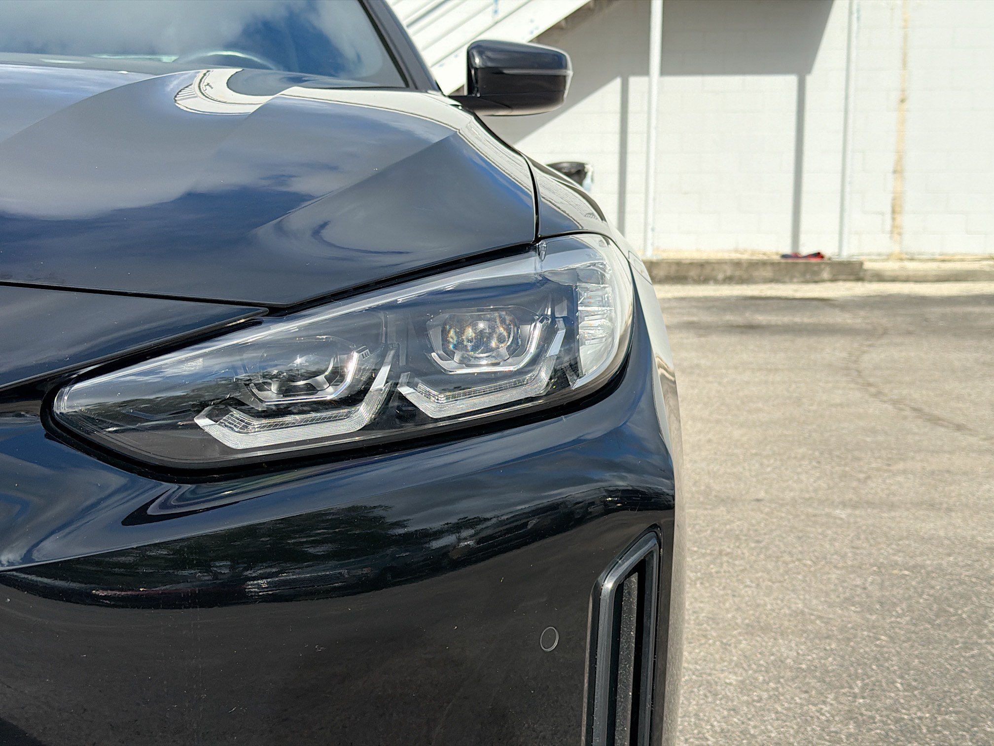 Used 2023 BMW i4 eDrive40 w/ Parking Assistance Package RWD image 9
