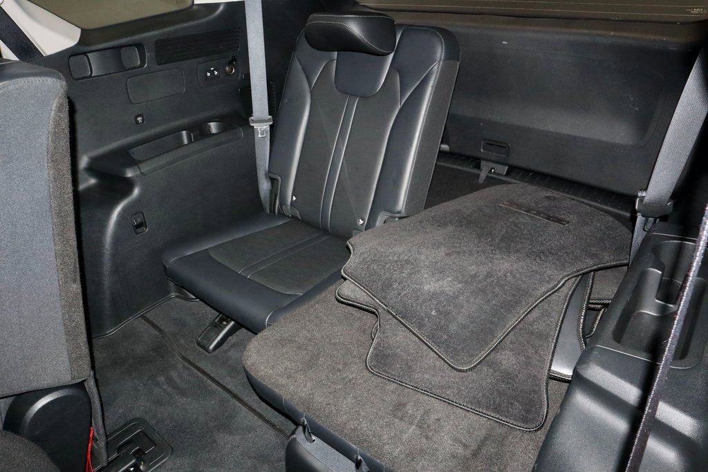 Used 2024 Kia Sorento S image 24