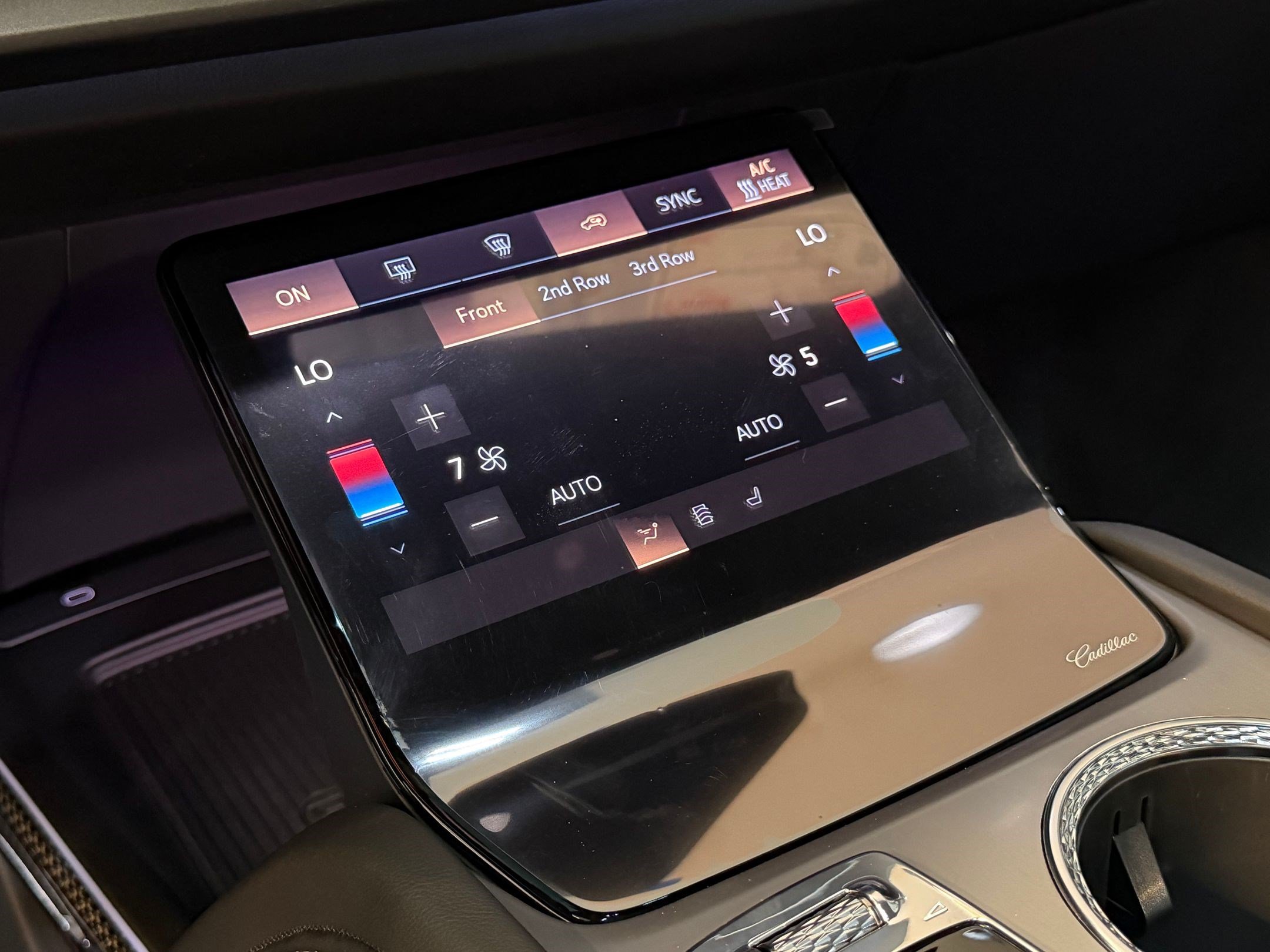 New 2026 Cadillac Vistiq Luxury AWD/4WD image 33