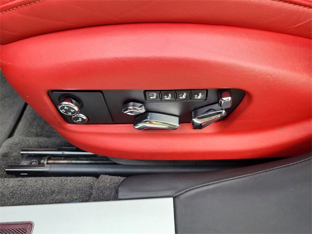 Used 2021 Bentley Flying Spur V8 image 27