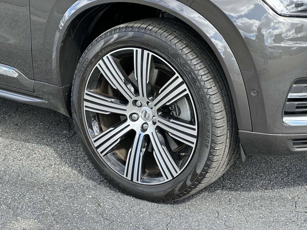 New 2024 Volvo XC90 T8 Plus image 28
