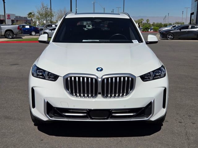 Used 2025 BMW X5 xDrive50e w/ Climate Comfort Package image 8