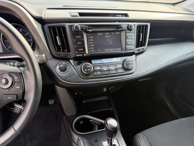 Used 2018 Toyota RAV4 XLE w/ Plus Extra Value Package FWD image 14