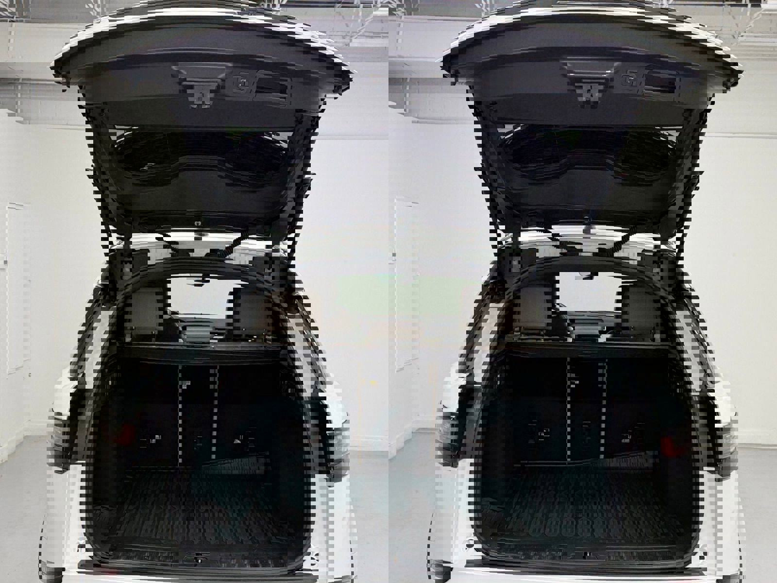 Used 2019 Land Rover Range Rover Velar R-Dynamic HSE image 43