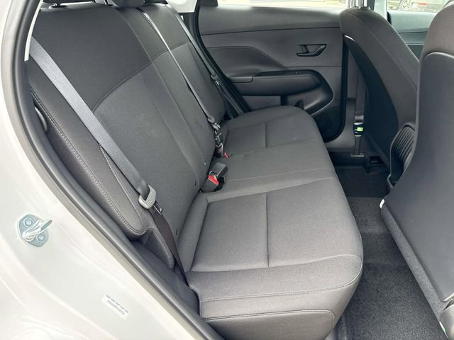 New 2026 Hyundai Kona SE image 14