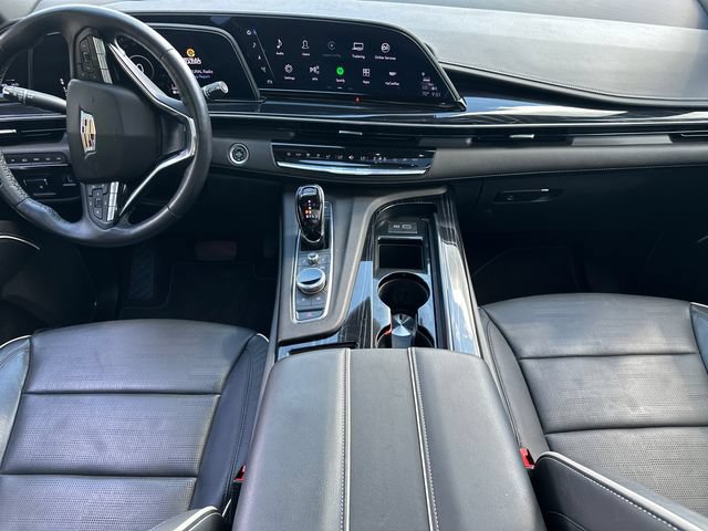 Used 2024 Cadillac Escalade Sport w/ Touring Package AWD/4WD image 22
