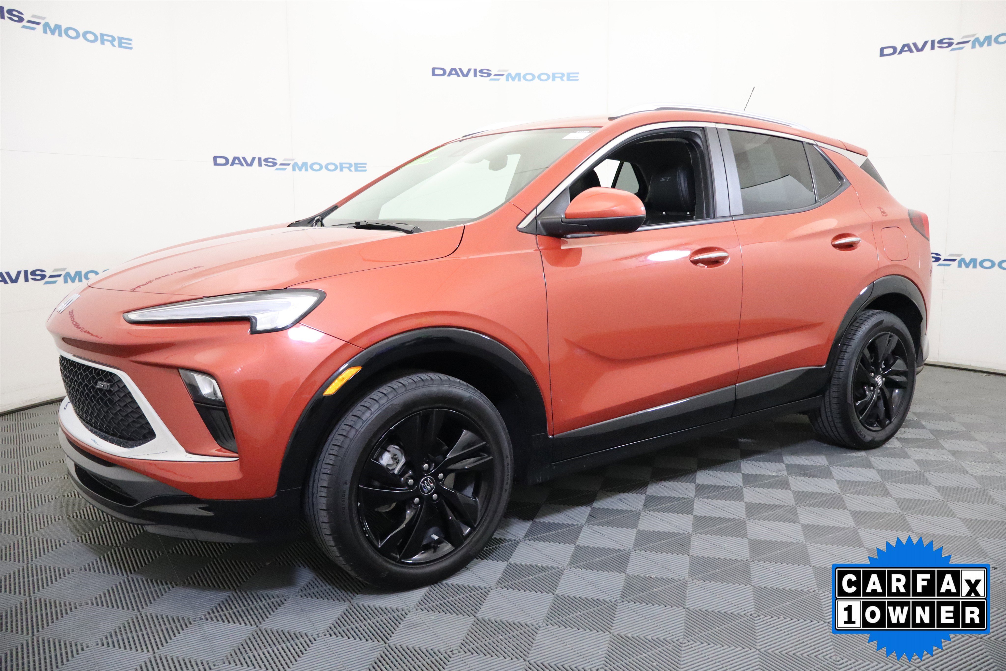 Used 2024 Buick Encore GX Sport Touring image 12