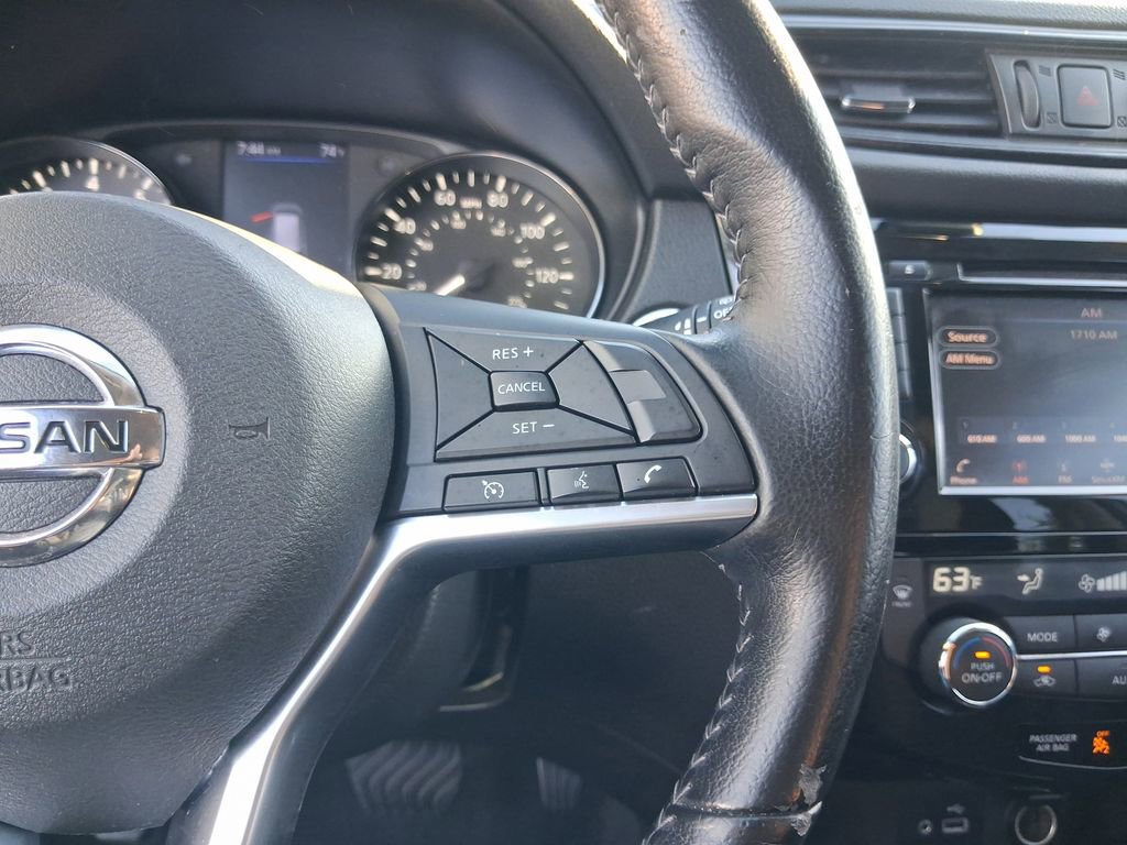 Used 2020 Nissan Rogue SV FWD image 20