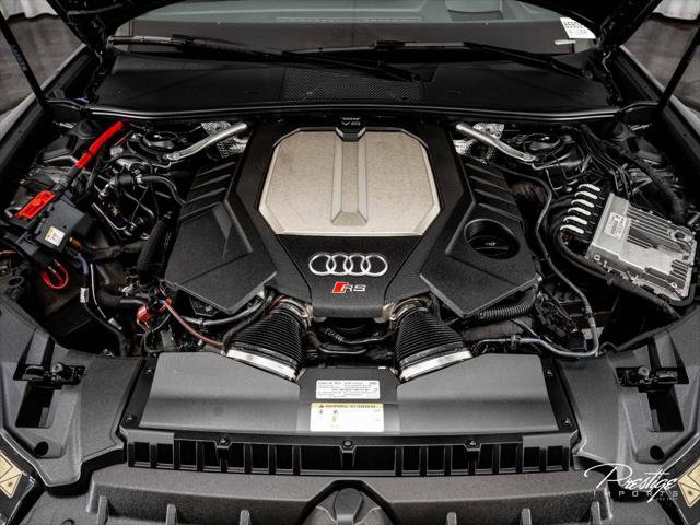 Used 2022 Audi RS 6 AWD/4WD image 4
