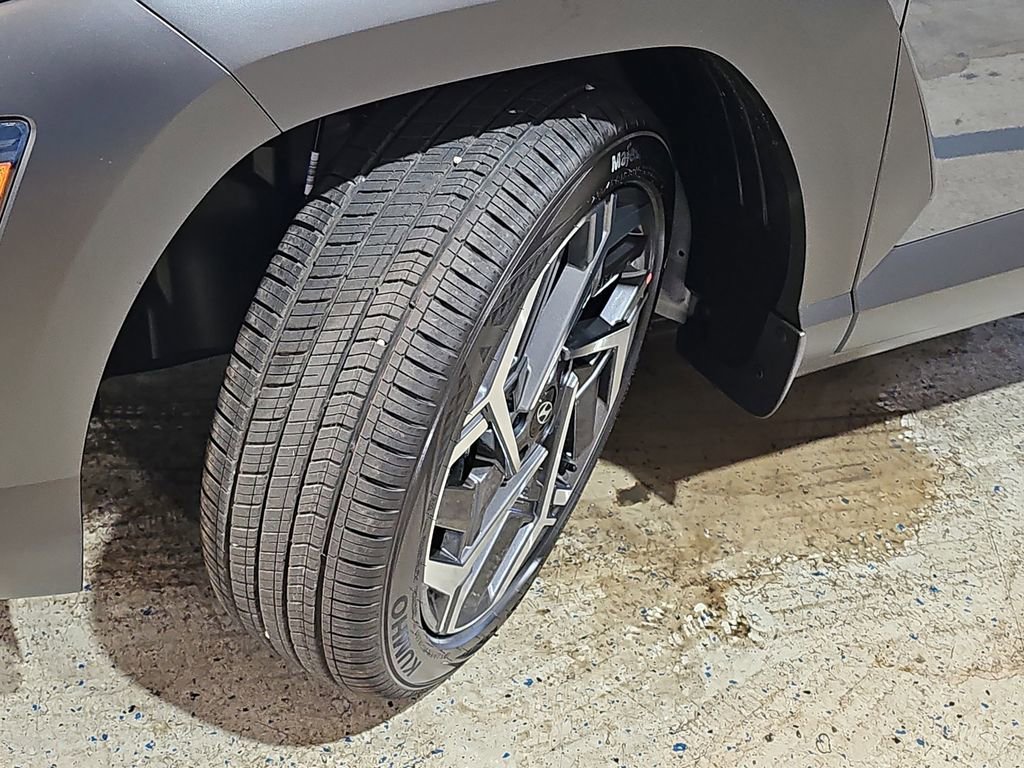 New 2026 Hyundai Kona SEL Premium image 30