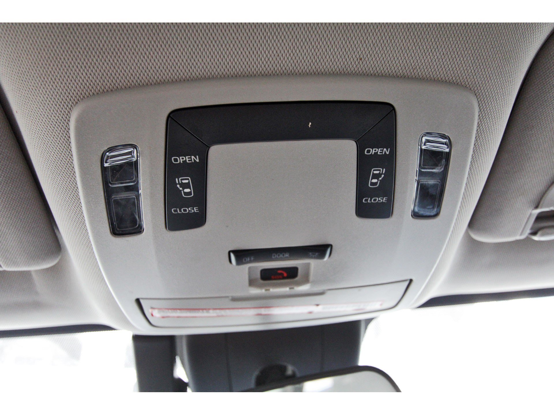 Used 2022 Toyota Sienna LE FWD image 26