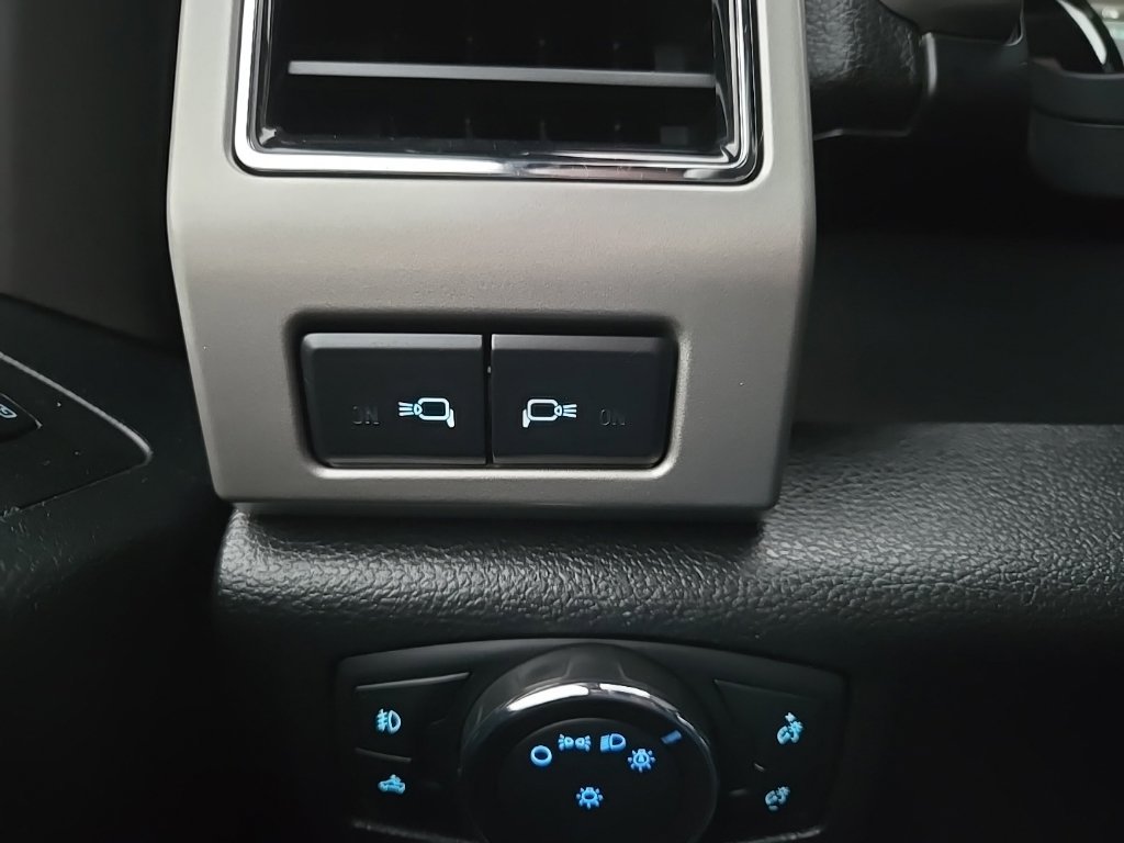 Used 2018 Ford F150 Lariat AWD/4WD image 58