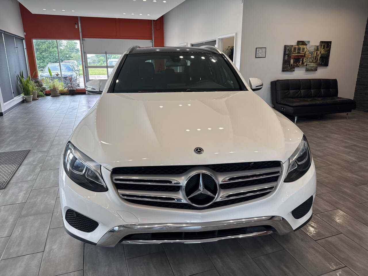 Used 2018 Mercedes-Benz GLC 300 4MATIC w/ Premium Package image 7
