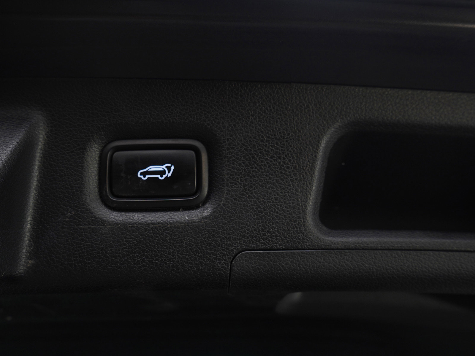 Used 2021 Hyundai Santa Fe SEL w/ Convenience + Premium Package image 18