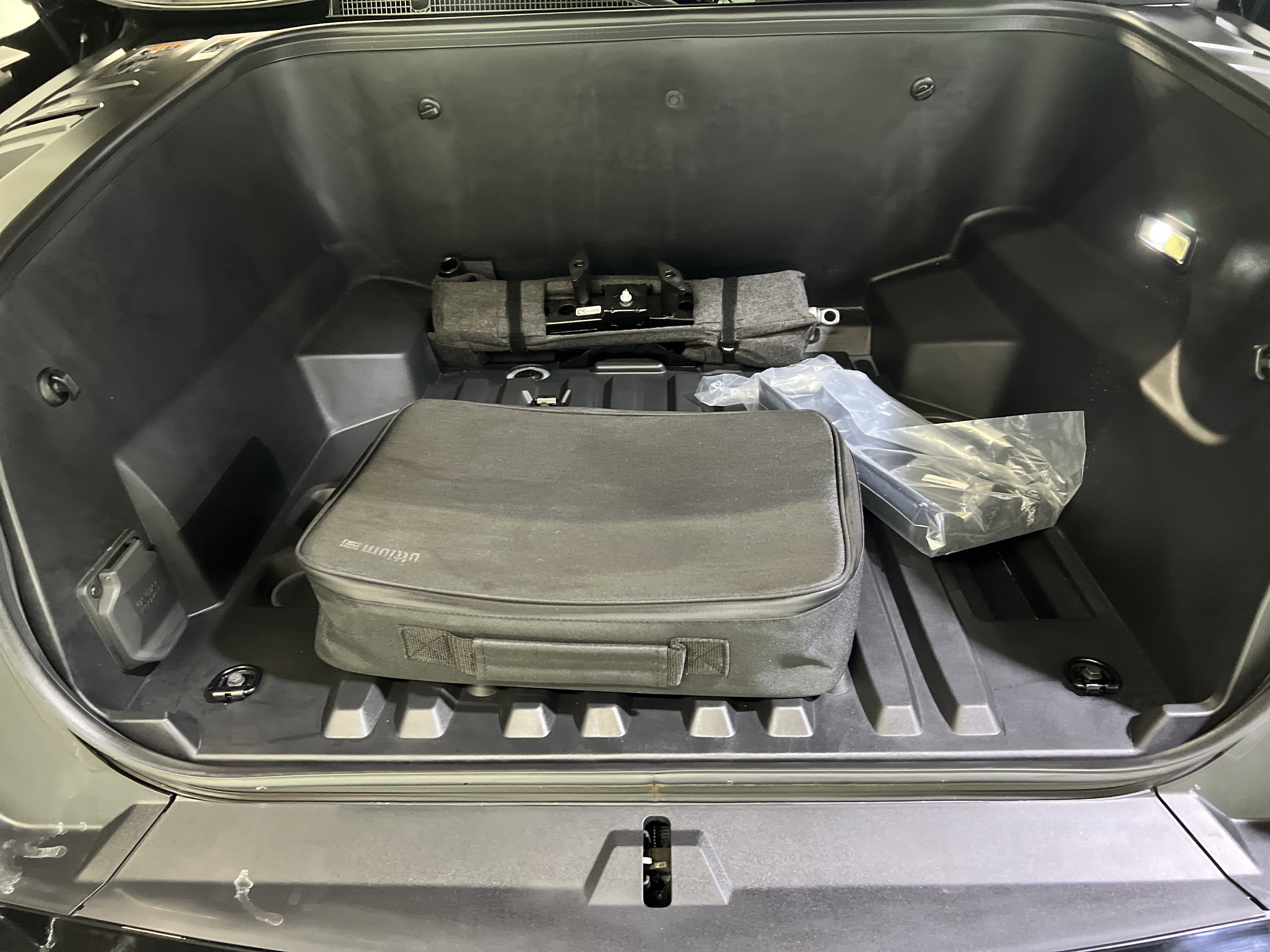 Certified 2024 Chevrolet Silverado EV W/T image 15