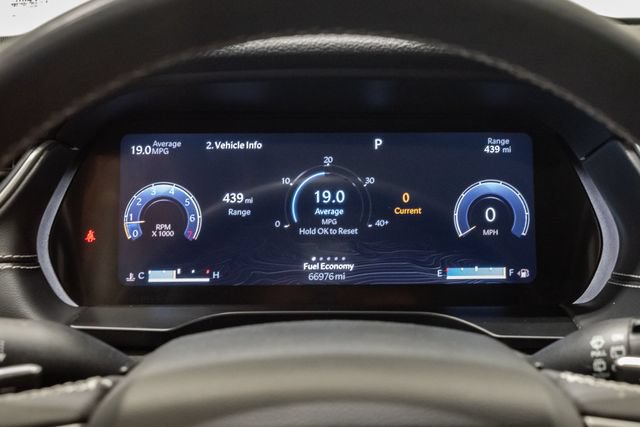 Used 2024 Jeep Grand Cherokee Laredo AWD/4WD image 13