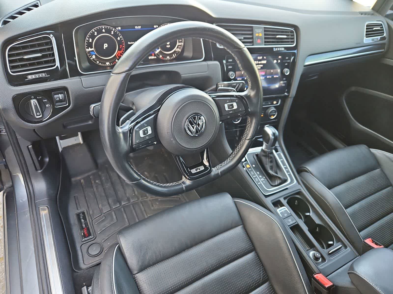 Used 2019 Volkswagen Golf R 4-Door AWD/4WD image 2