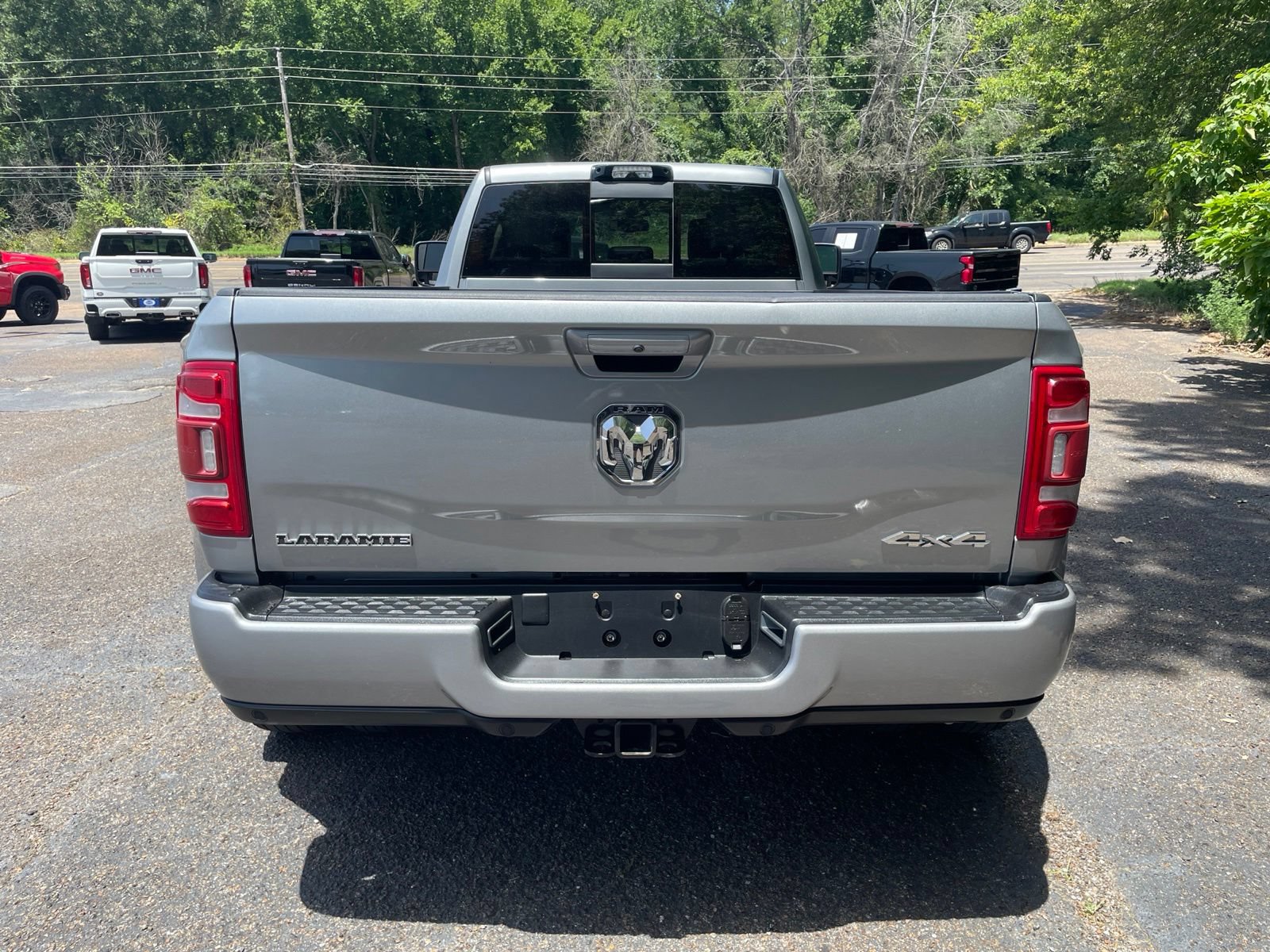 Used 2024 RAM 3500 Laramie AWD/4WD image 5