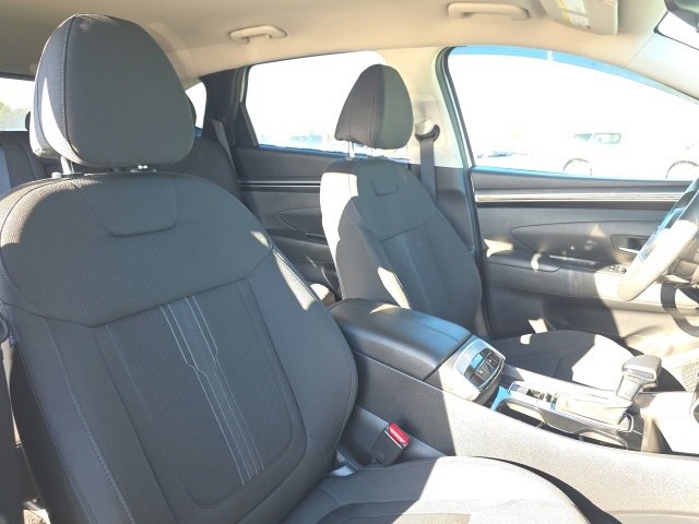 Certified 2023 Hyundai Tucson SEL w/ Winter Package image 9