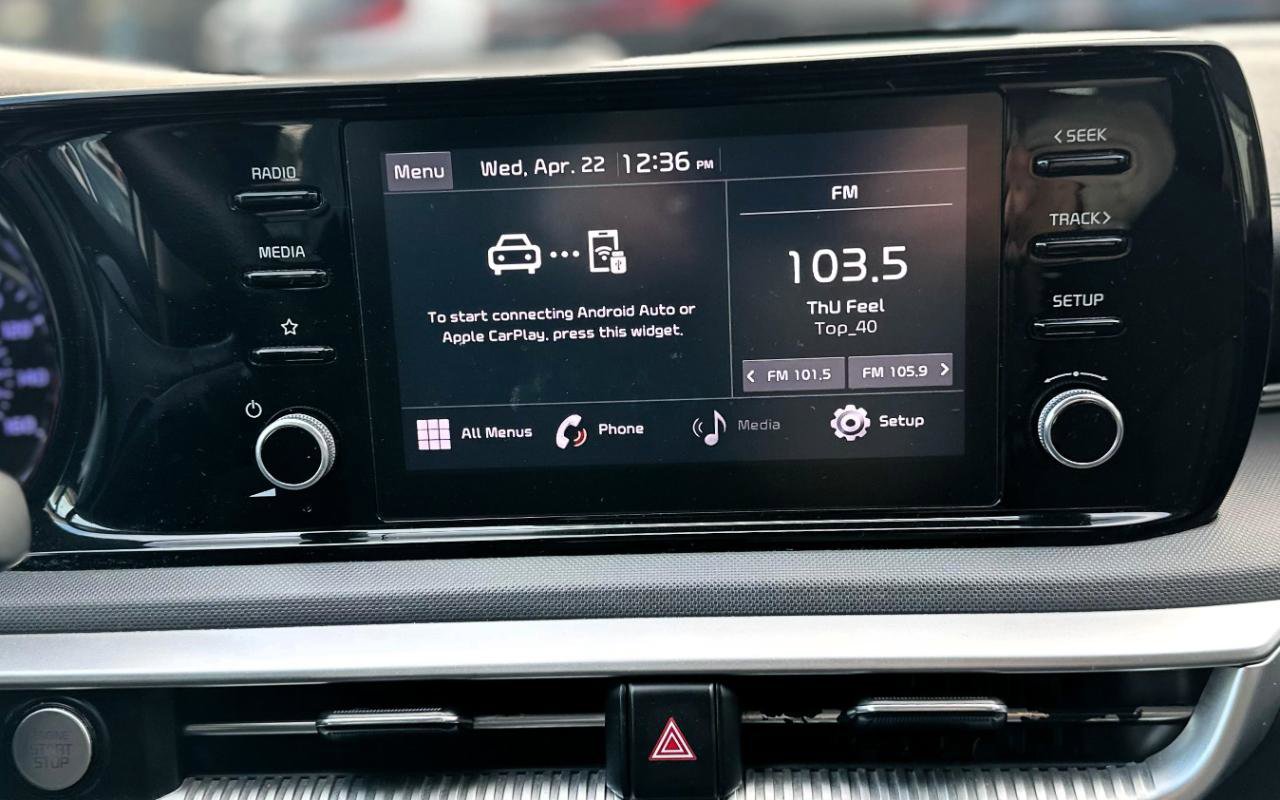 Used 2022 Kia K5 LXS FWD image 15