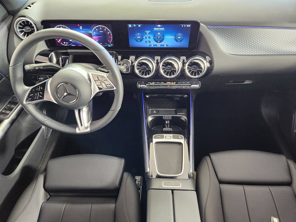 Used 2025 Mercedes-Benz GLA 250 4MATIC image 15