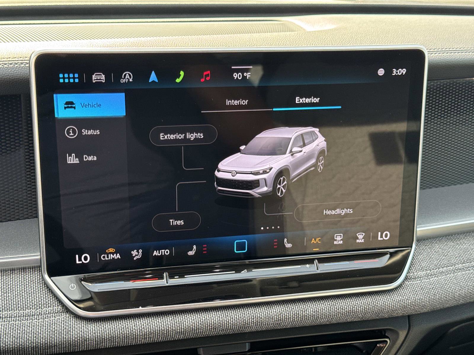 Certified 2025 Volkswagen Tiguan S image 20